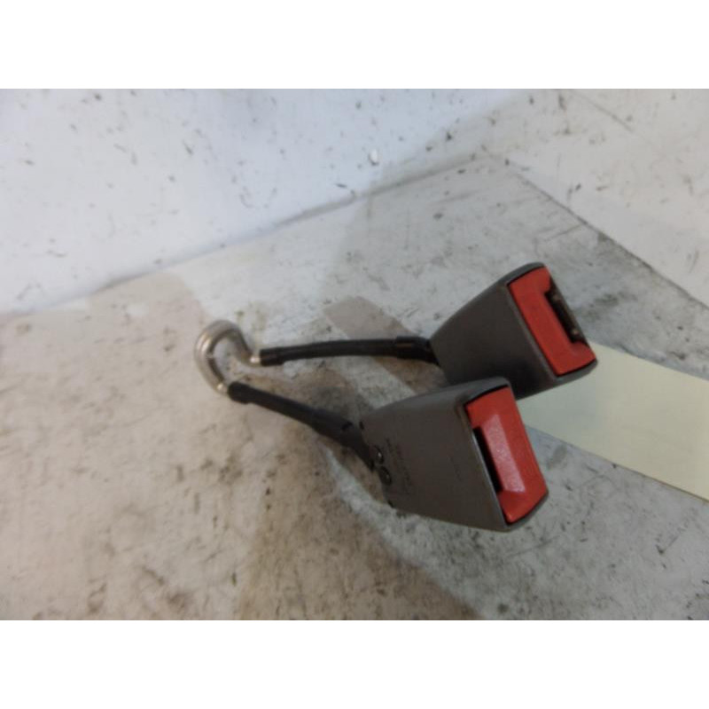 Attache ceinture arriere gauche CITROEN C5 1 Photo n°1