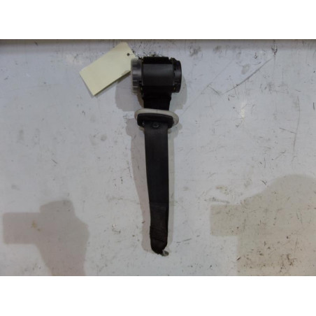 Ceinture arriere gauche VOLKSWAGEN GOLF 4