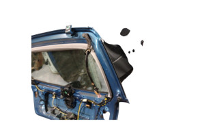 Malle/Hayon arriere VOLKSWAGEN GOLF 5 Photo n°9