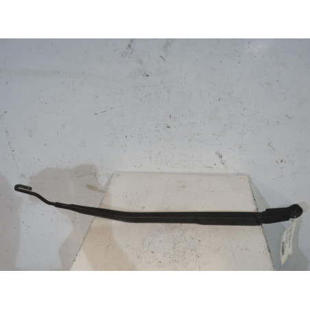 Bras essuie glace avant droit NISSAN PRIMERA 4