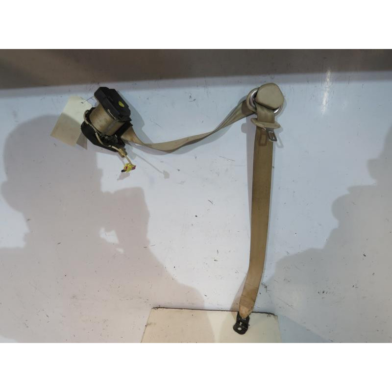 Ceinture avant droit VOLKSWAGEN GOLF 4 Photo n°1