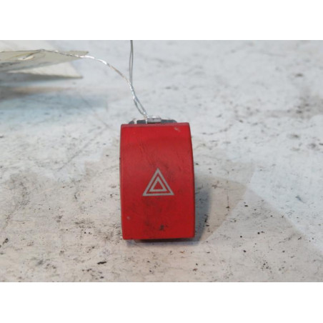 Bouton de warning SKODA OCTAVIA 2