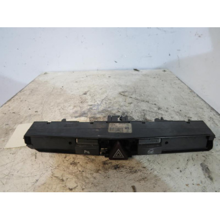 Bouton de warning OPEL ASTRA H