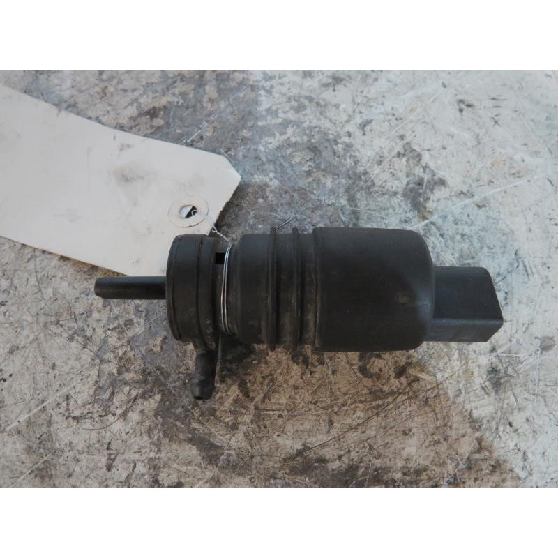Pompe lave glace avant MERCEDES CLASSE E 210 Photo n°1