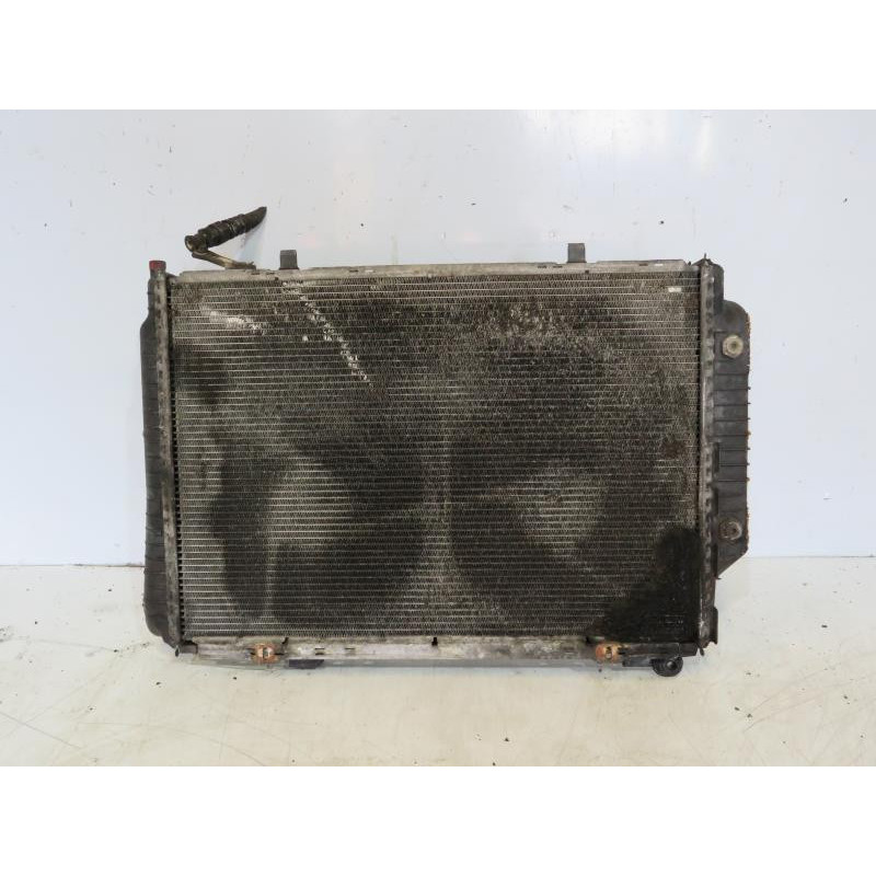 Radiateur eau MERCEDES CLASSE C 202 Photo n°1