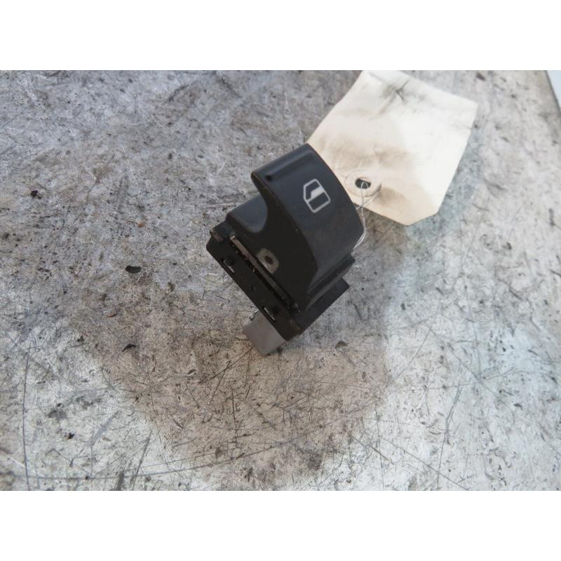 Interrupteur de leve vitre avant droit SEAT IBIZA 4 Photo n°1