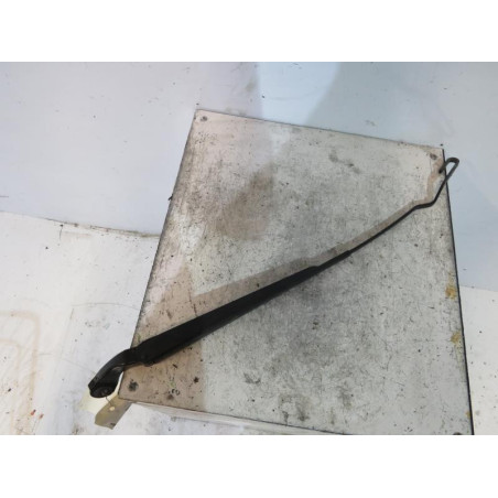 Bras essuie glace avant droit CHRYSLER VOYAGER 4