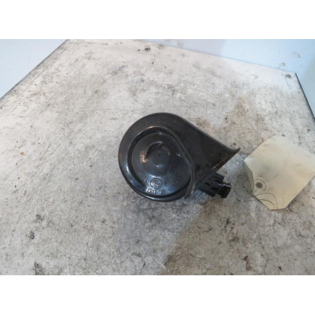 Avertisseur/Klaxon VOLKSWAGEN PASSAT 4