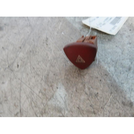 Bouton de warning PEUGEOT 807
