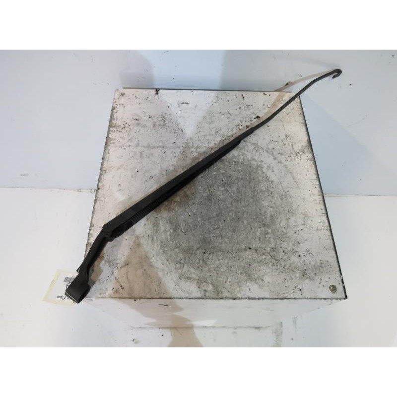 Bras essuie glace avant droit HYUNDAI GETZ Photo n°1