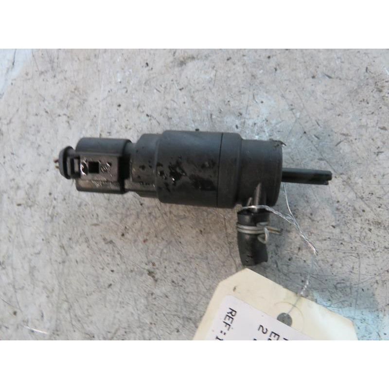 Pompe lave glace avant MERCEDES CLASSE E 210 Photo n°1