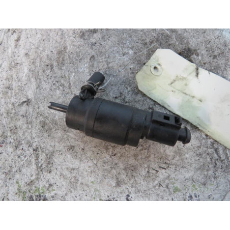 Pompe lave glace avant MERCEDES CLASSE E 210