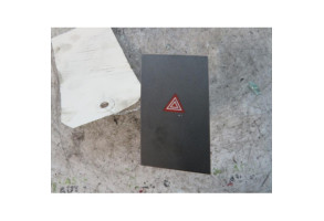 Bouton de warning OPEL VECTRA C Photo n°1
