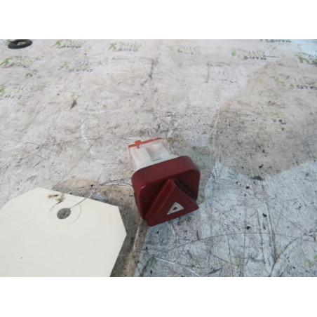 Bouton de warning PEUGEOT 407