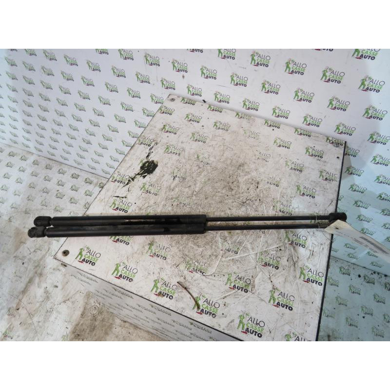 Verin de coffre SEAT IBIZA 2 Photo n°1