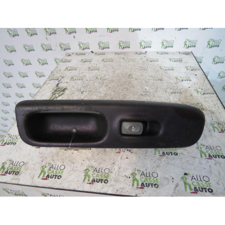 Interrupteur de leve vitre avant gauche RENAULT TWINGO 1