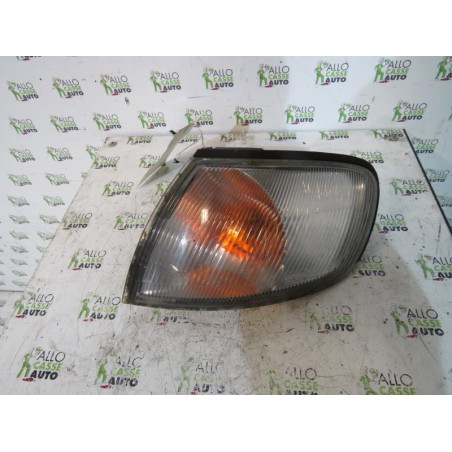 Optique avant secondaire gauche (feux)(clignotant) NISSAN ALMERA 1
