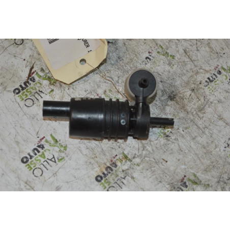 Pompe lave glace avant OPEL INSIGNIA 1
