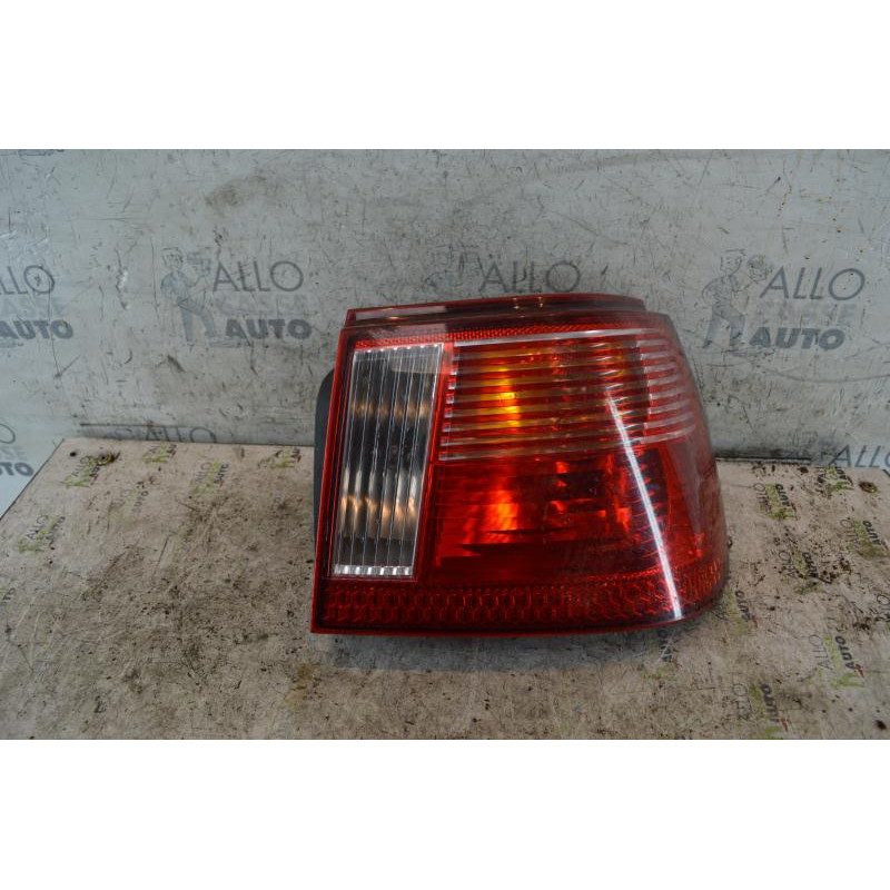 Feu arriere principal droit (feux) SEAT IBIZA 2 Photo n°1