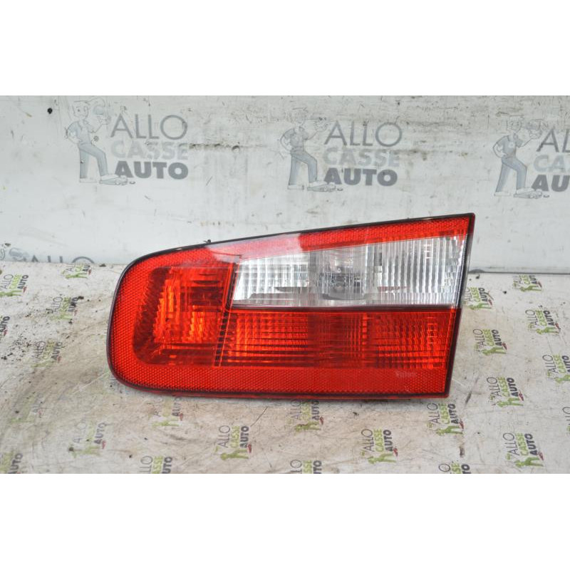Feu arriere secondaire droit (feux) RENAULT LAGUNA 2 Photo n°1