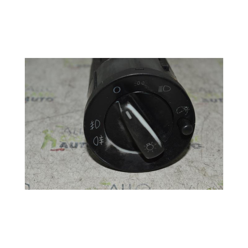 Commodo phare SKODA OCTAVIA 1 Photo n°1