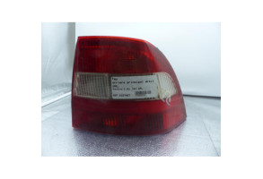 Feu arriere principal droit (feux) OPEL VECTRA B Photo n°1