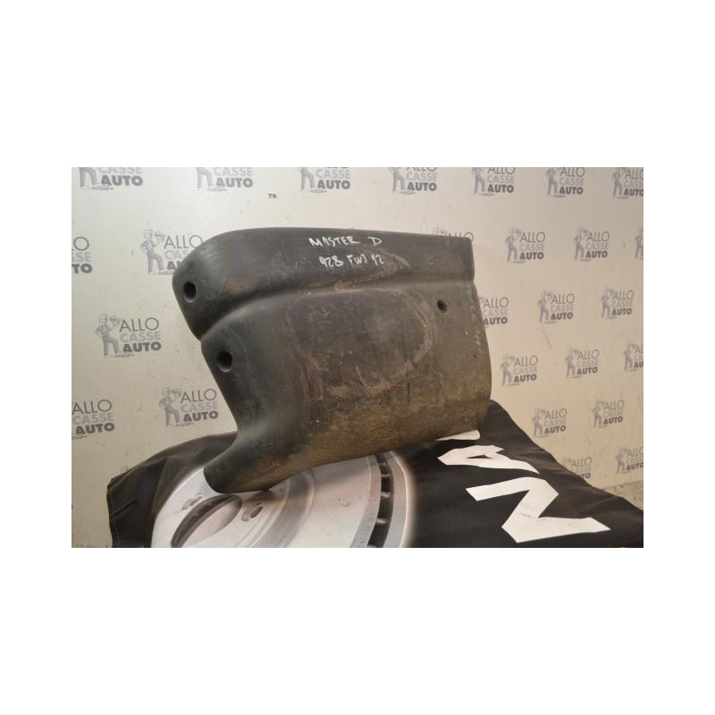 Crosse arriere droit RENAULT MASTER 3 Photo n°1