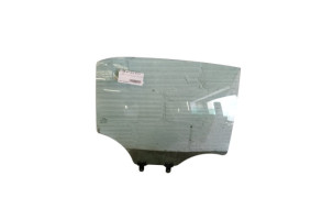Vitre arriere droit KIA RIO 4 Photo n°1