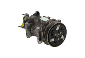 Compresseur clim PEUGEOT 207 Photo n°4