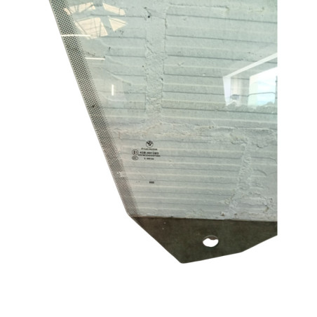 Vitre avant droit BMW SERIE 1 E81
