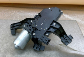 Moteur essuie glace arriere PEUGEOT 207