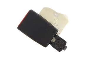 Attache ceinture arriere gauche FIAT 500L Photo n°3