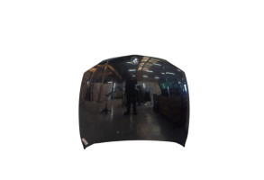 Capot BMW SERIE 1 E81 Photo n°4