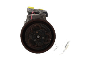 Compresseur clim NISSAN MICRA 3 Photo n°2