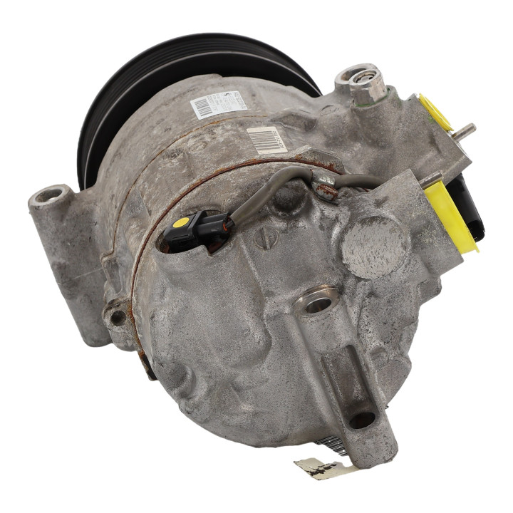 Compresseur clim BMW SERIE 1 F20 Photo n°2