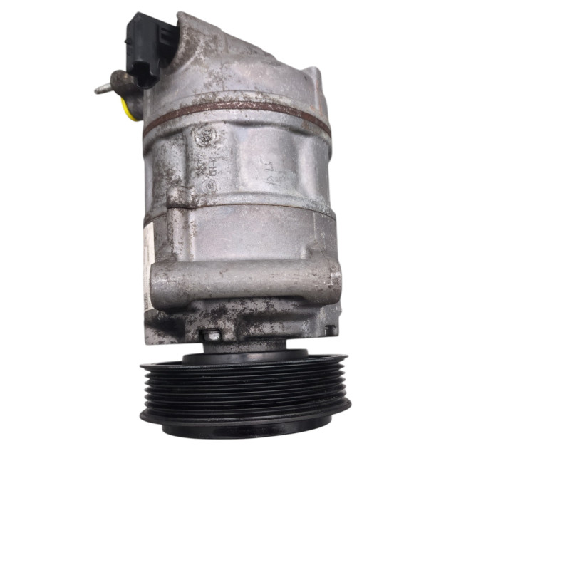 Compresseur clim OPEL ASTRA H Photo n°1