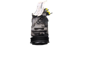 Compresseur clim OPEL ASTRA H Photo n°4