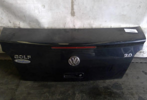 Malle/Hayon arriere VOLKSWAGEN GOLF 4