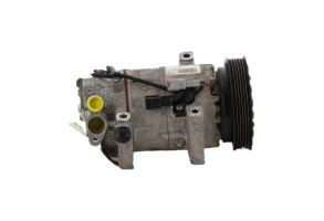 Compresseur clim RENAULT CLIO 4 Photo n°3