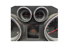 Compteur OPEL ZAFIRA TOURER C Photo n°1