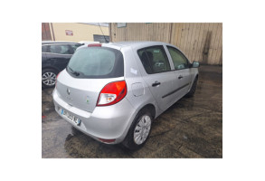 Feu arriere principal gauche (feux) RENAULT CLIO 3 Photo n°11