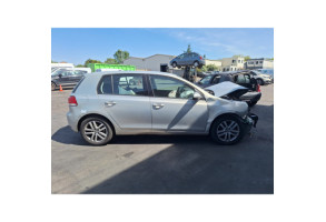 Feu arriere secondaire gauche (feux) VOLKSWAGEN GOLF 6 Photo n°9