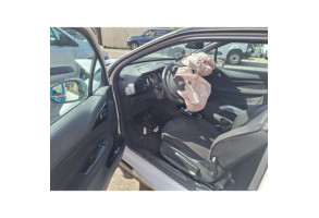 Custode avant gauche (porte) CITROEN DS3 Photo n°12
