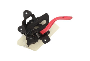 Fermeture de capot FIAT 500L Photo n°5