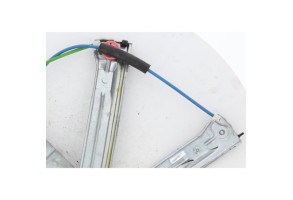 Leve vitre electrique avant droit PEUGEOT 208 1 Photo n°7