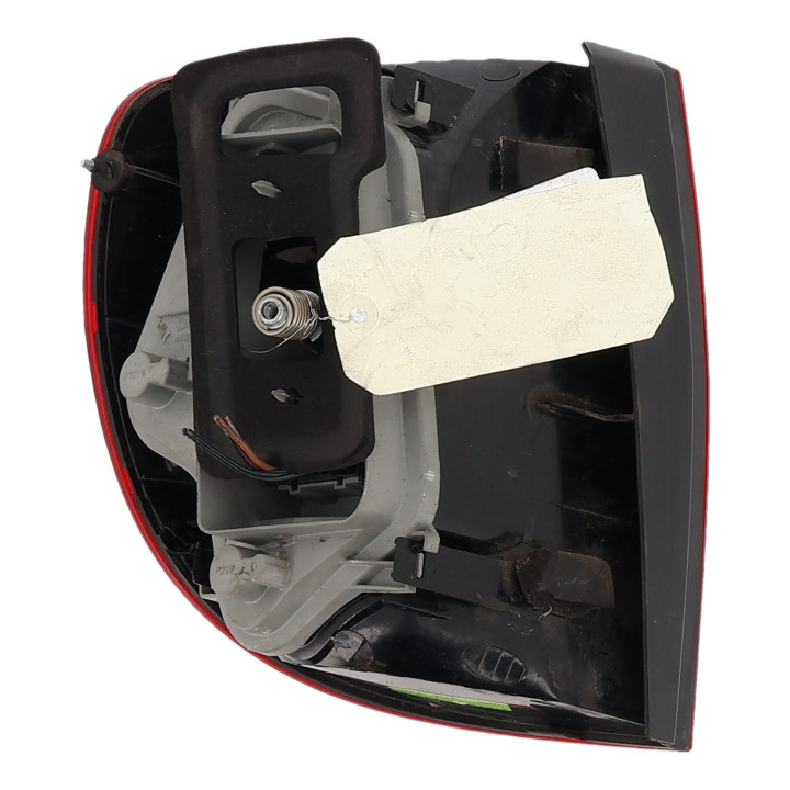 Feu arriere principal droit (feux) VOLKSWAGEN FOX Photo n°6