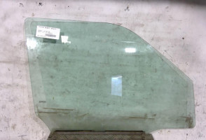 Vitre avant droit SUZUKI SWIFT 3