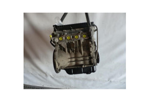 Moteur MITSUBISHI COLT 6 Photo n°3