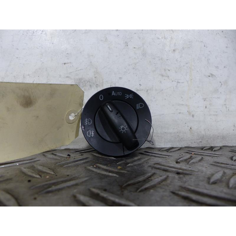Commodo phare VOLKSWAGEN TOURAN 1 Photo n°1