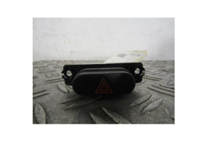 Bouton de warning HYUNDAI I 10 1 Photo n°1